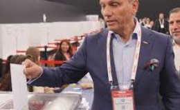 Firuz Bağlıkaya Yeniden Başkan Seçildi.